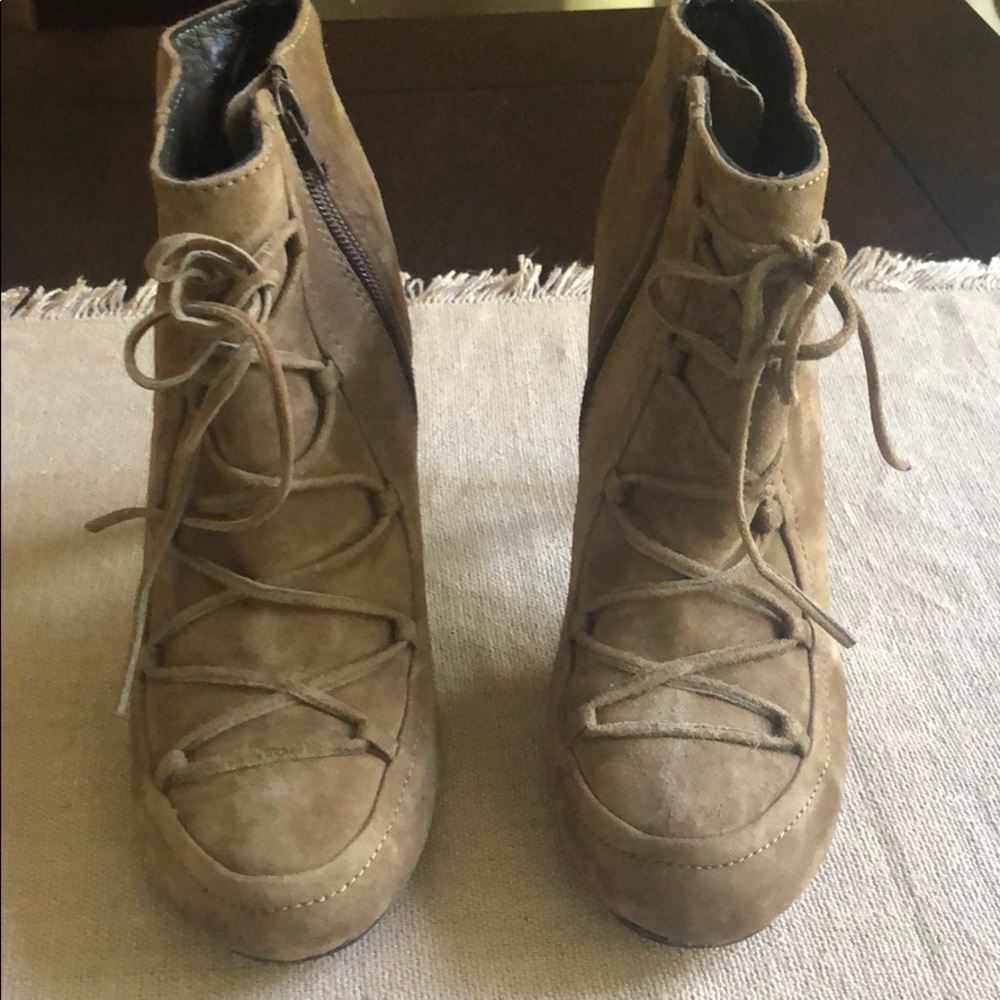 Delman Ankle Boots